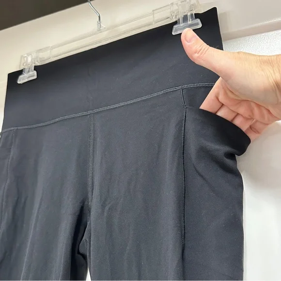 Athleta Salutation Stash Pocket II Tight Size M - Picture 7 of 11